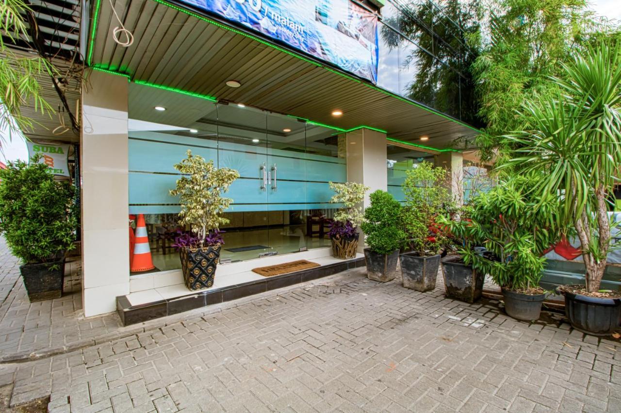 Suba Hotel Yakarta Exterior foto