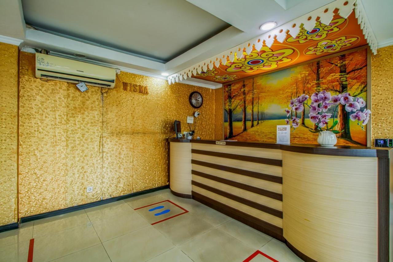 Suba Hotel Yakarta Exterior foto